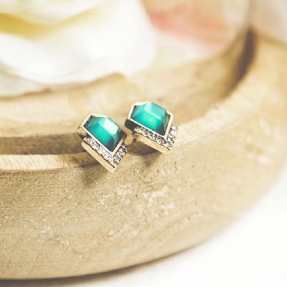 Emerald Green Stud Earrings - Picture 2 of 7
